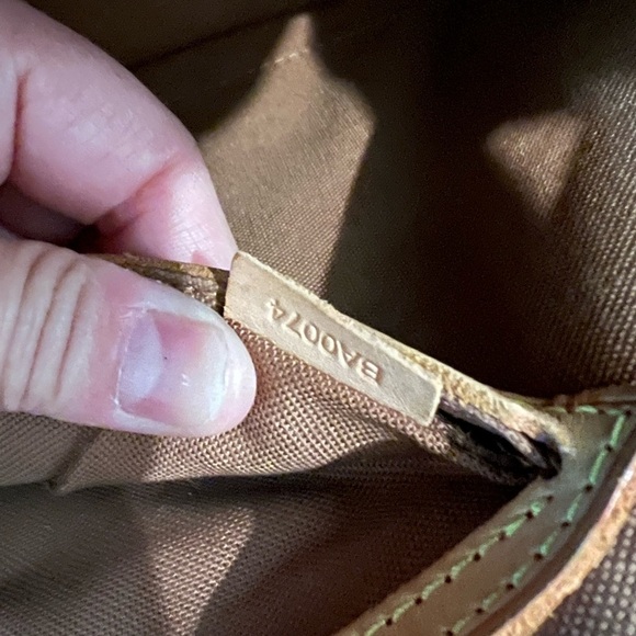 💎100% Authentic Louis Vuitton Monogram Alma Handbag - Picture 4 of 6